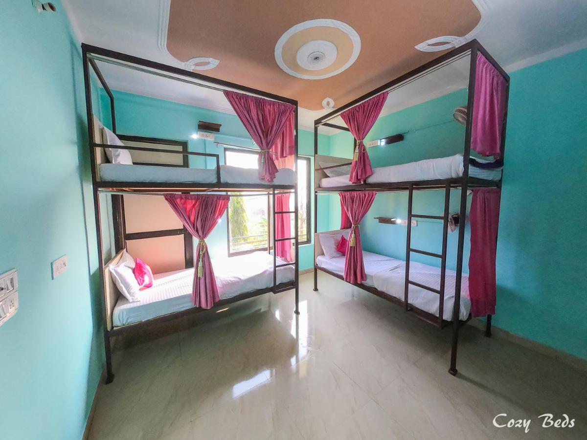 Hostel Cozy Beds Rishīkesh Exterior foto